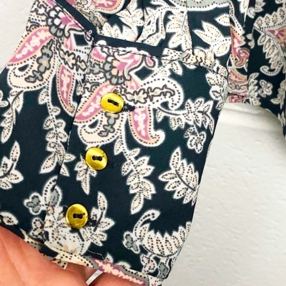 Beautiful scoop neck Long sleeve Loft blouse sz L - Picture 5 of 9